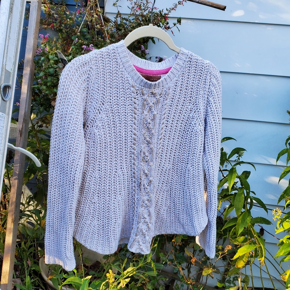 Kaisely brushed  gold cable knit sweater 30" bust - medium